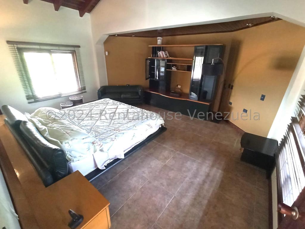 Casa en Oripoto, Caracas - 1