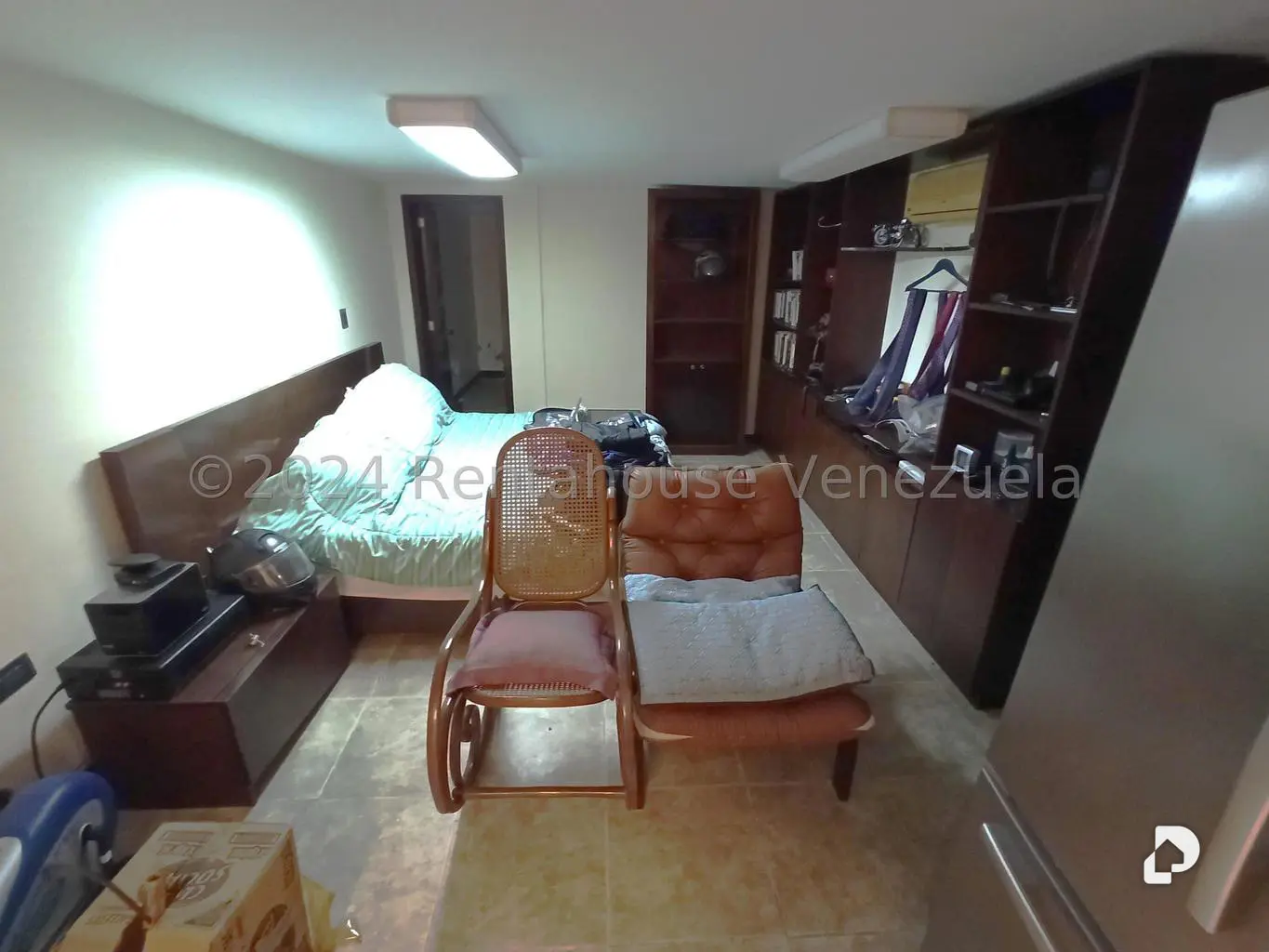 Casa en Oripoto, Caracas – 23