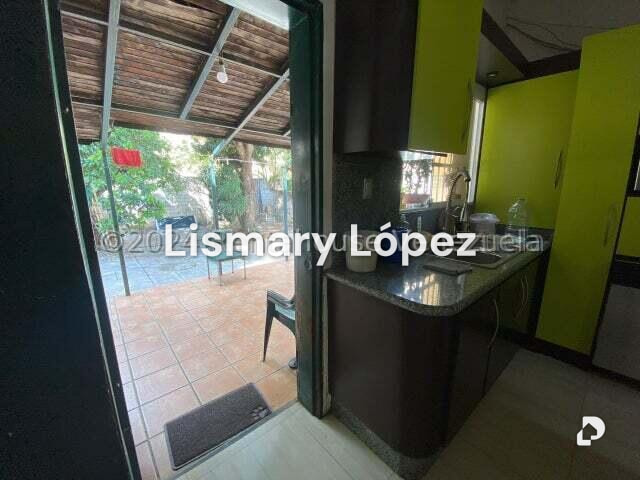 Casa en Los Palos Grandes, Caracas – 14