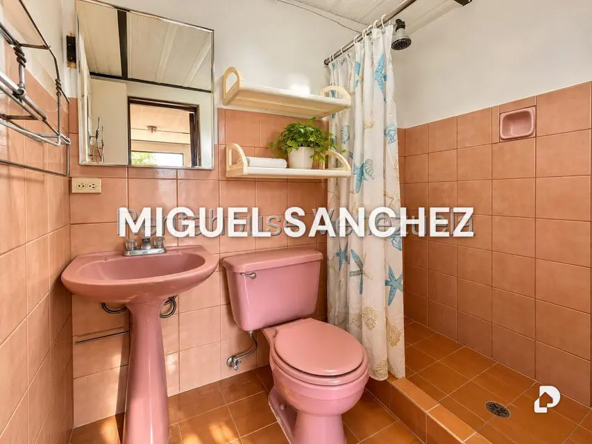 Casa en Cumbres de Curumo, Caracas – 30