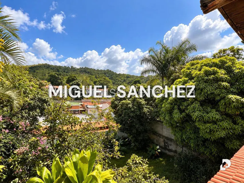 Casa en Cumbres de Curumo, Caracas – 3
