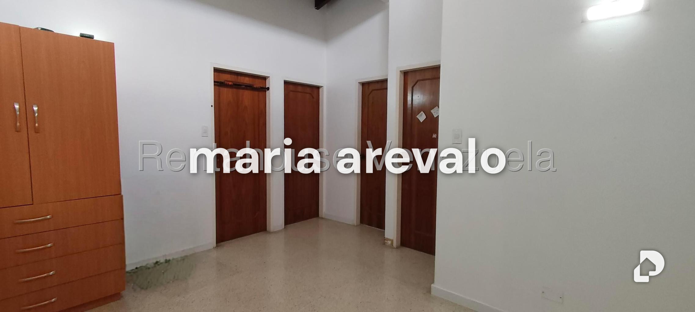 Casa en Alto Prado, Caracas – 17