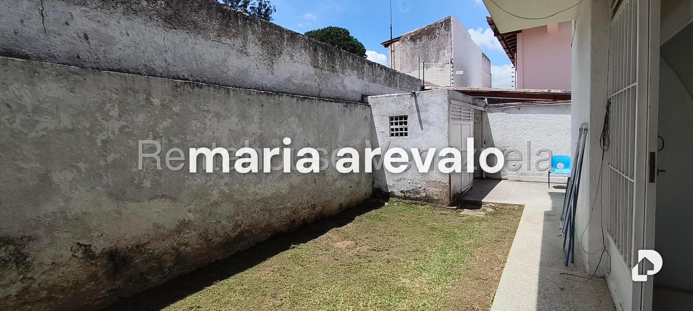 Casa en Alto Prado, Caracas – 15