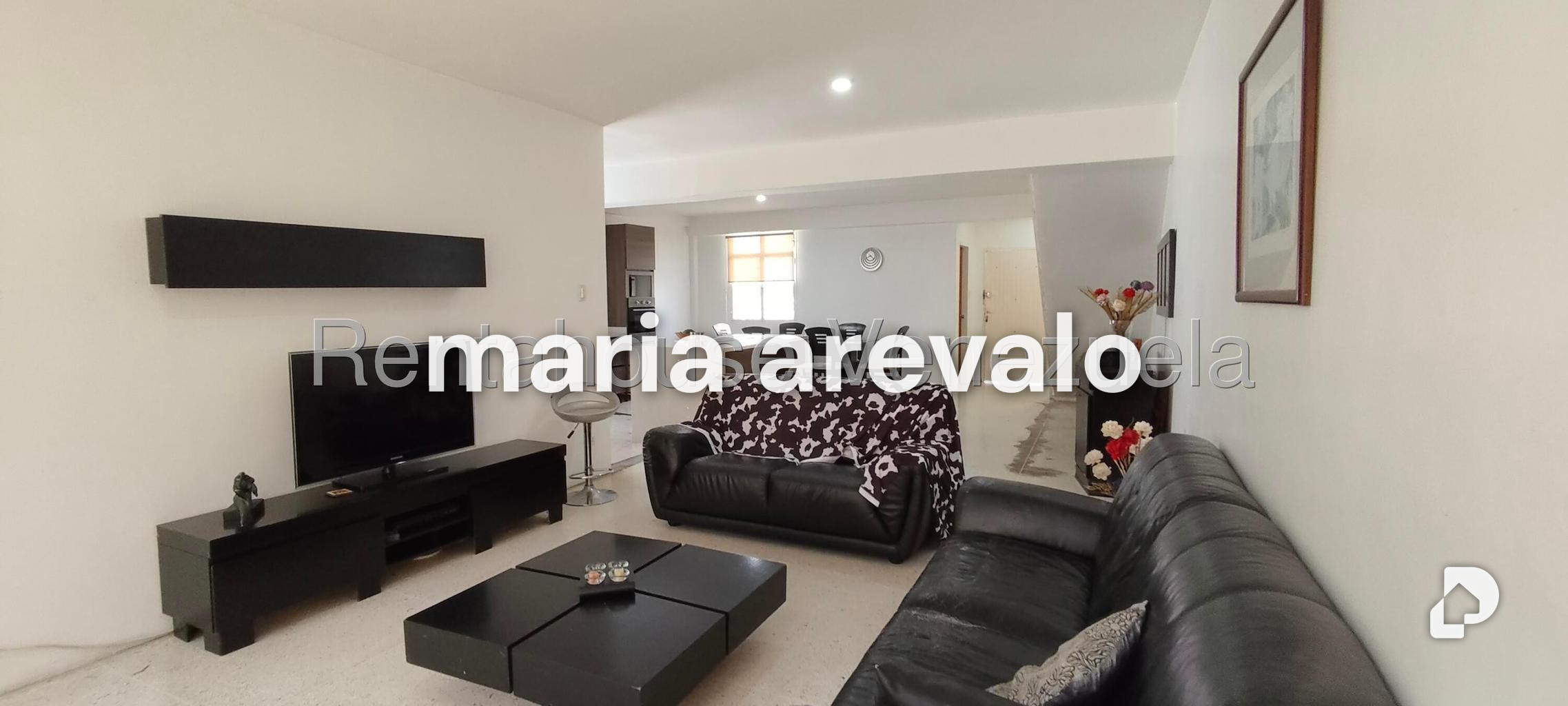 Casa en Alto Prado, Caracas – 9