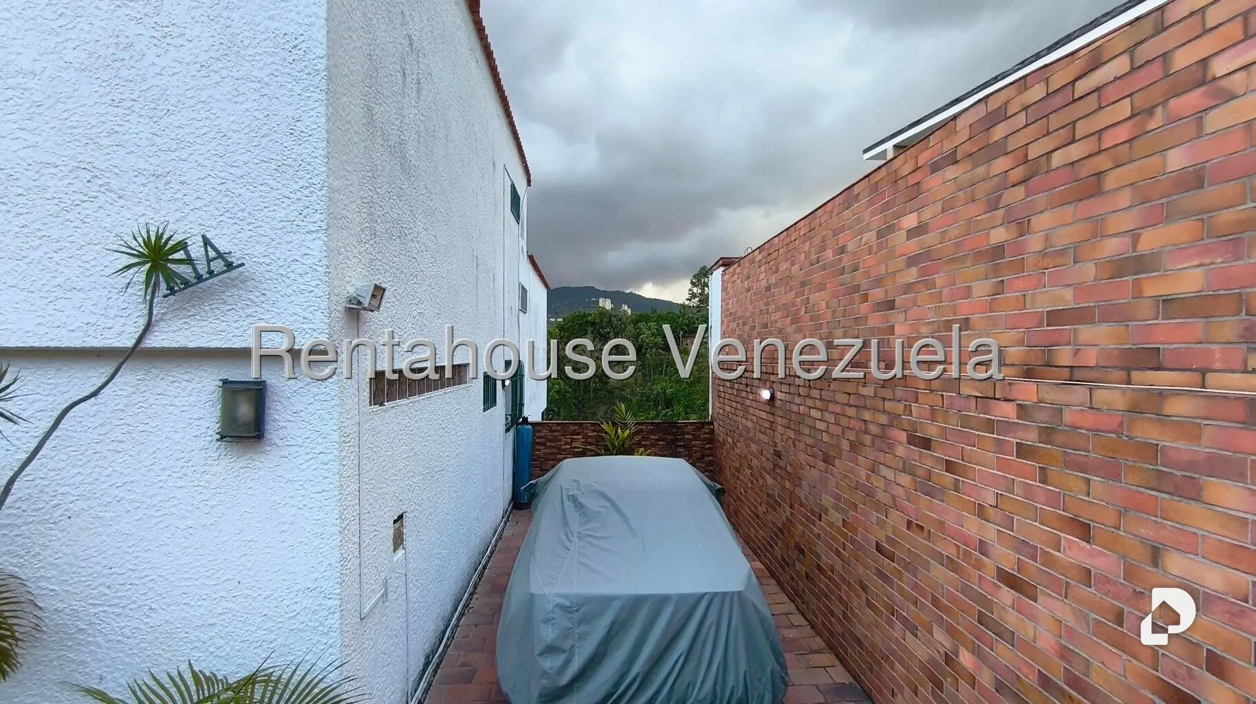 Casa en Lomas De La Trinidad, Caracas – 4