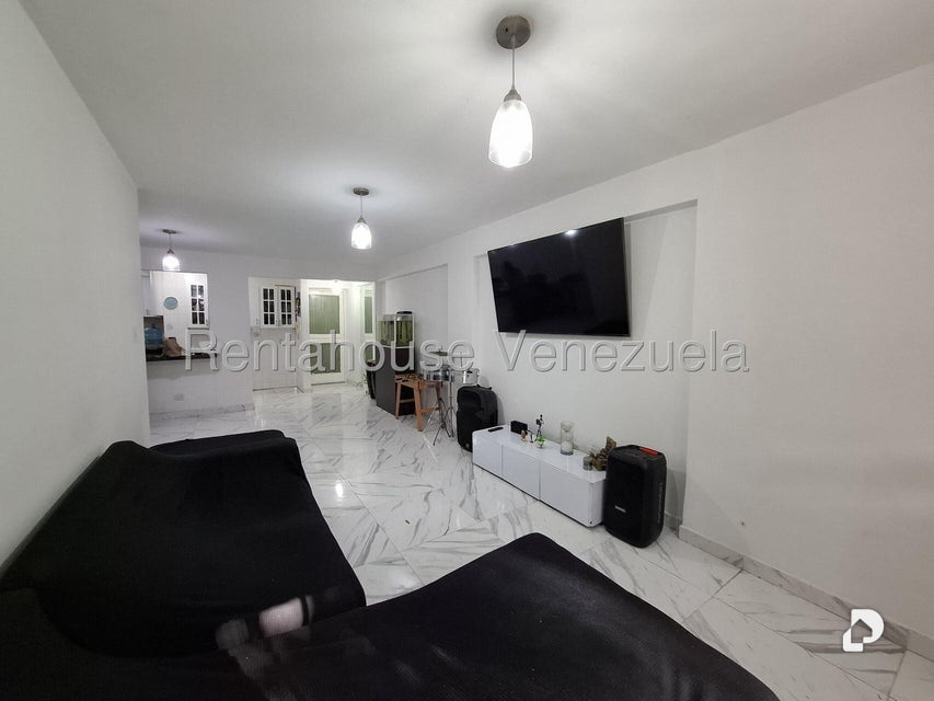 Apartamento en La Urbina, Caracas – 3