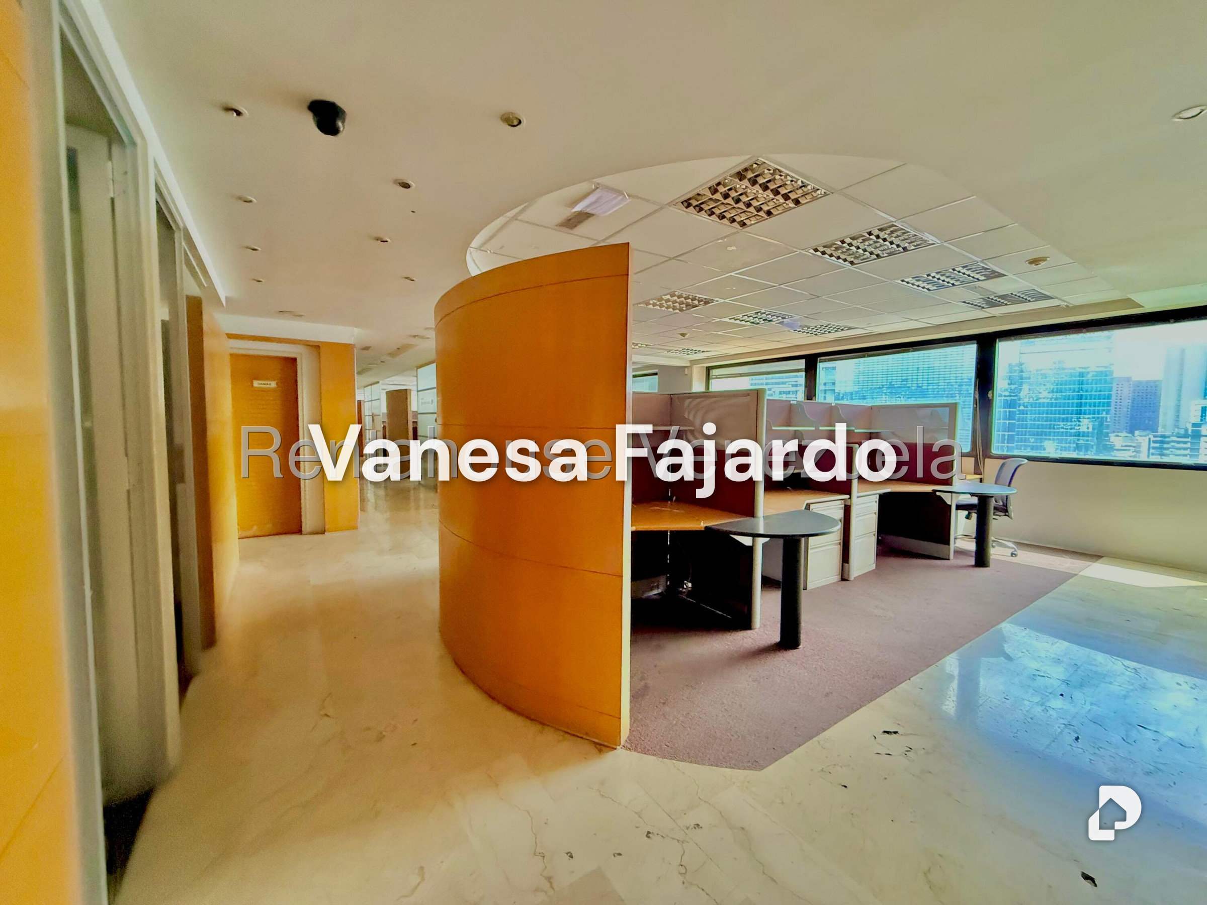 Oficina en Bello Monte, Caracas – 12