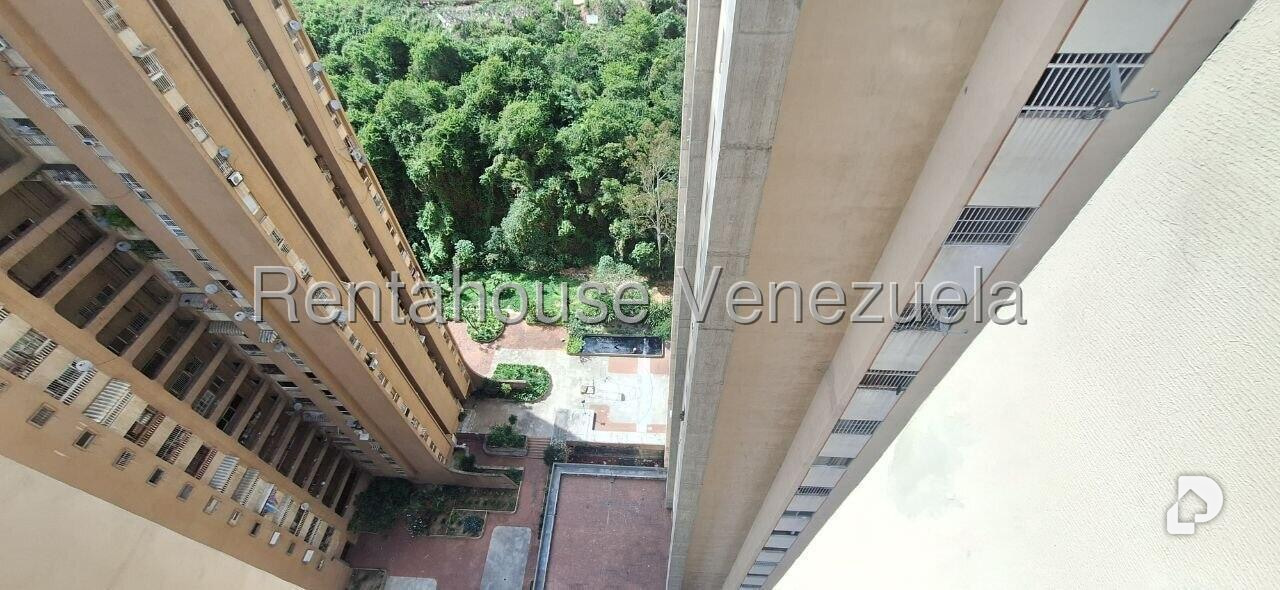 Apartamento en El Paraíso, Caracas – 8