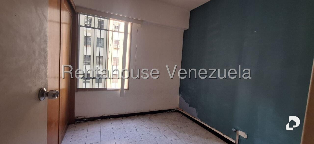Apartamento en El Paraíso, Caracas – 15