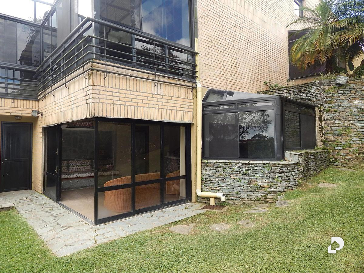 Casa en Monte Claro, Caracas – 24