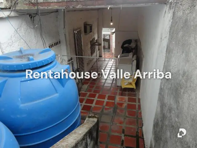 Casa en Charallavito, Caracas – 29