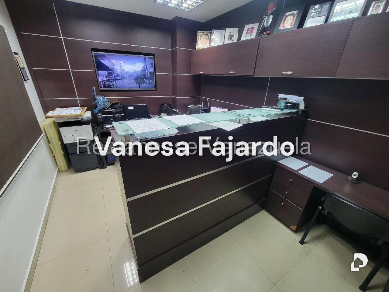 Edificio en Puente Hierro, Caracas – 7