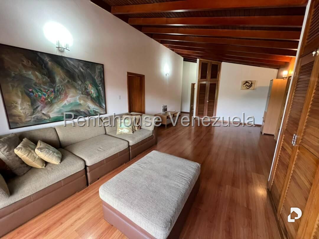 Casa en Cumbres de Curumo, Caracas – 11