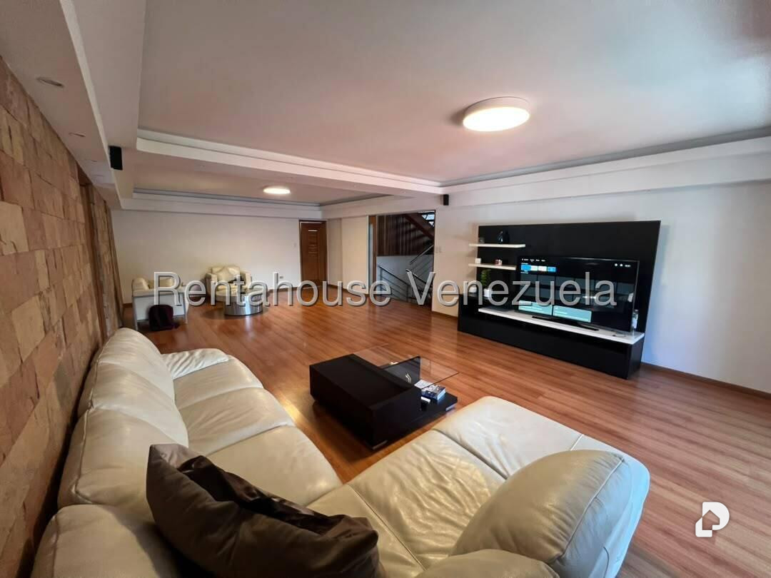 Casa en Cumbres de Curumo, Caracas – 27