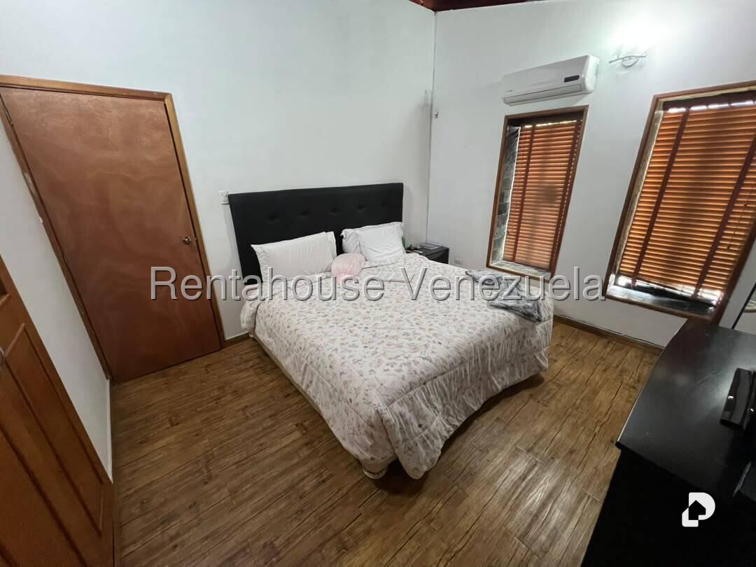 Casa en Cumbres de Curumo, Caracas – 21