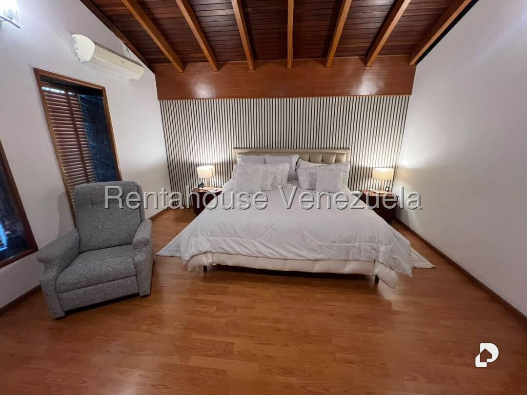 Casa en Cumbres de Curumo, Caracas – 15