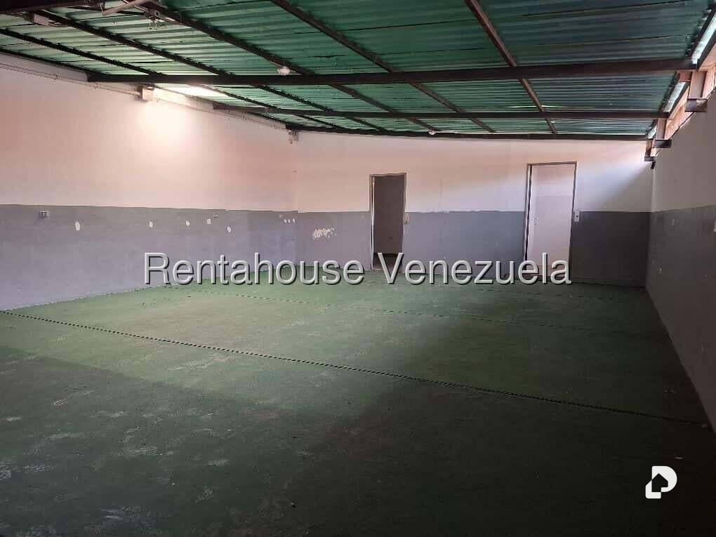 Local comercial en Sarría, Caracas – 5