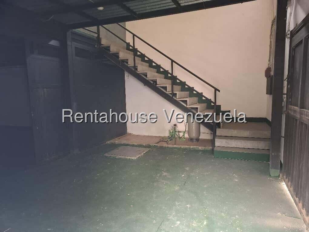 Local comercial en Sarría, Caracas - 1