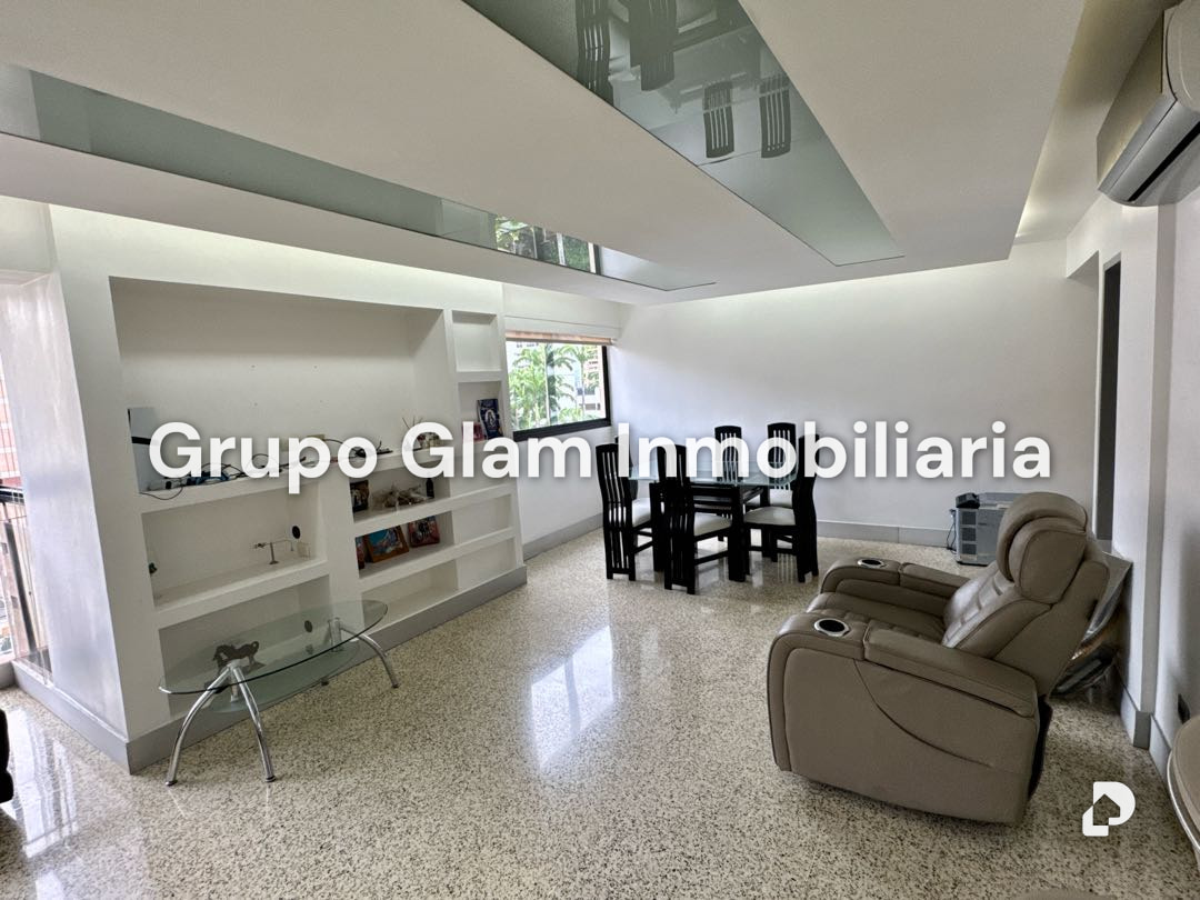 Apartamento en Los Palos Grandes, Caracas – 3