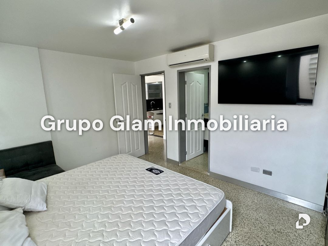 Apartamento en Los Palos Grandes, Caracas – 18