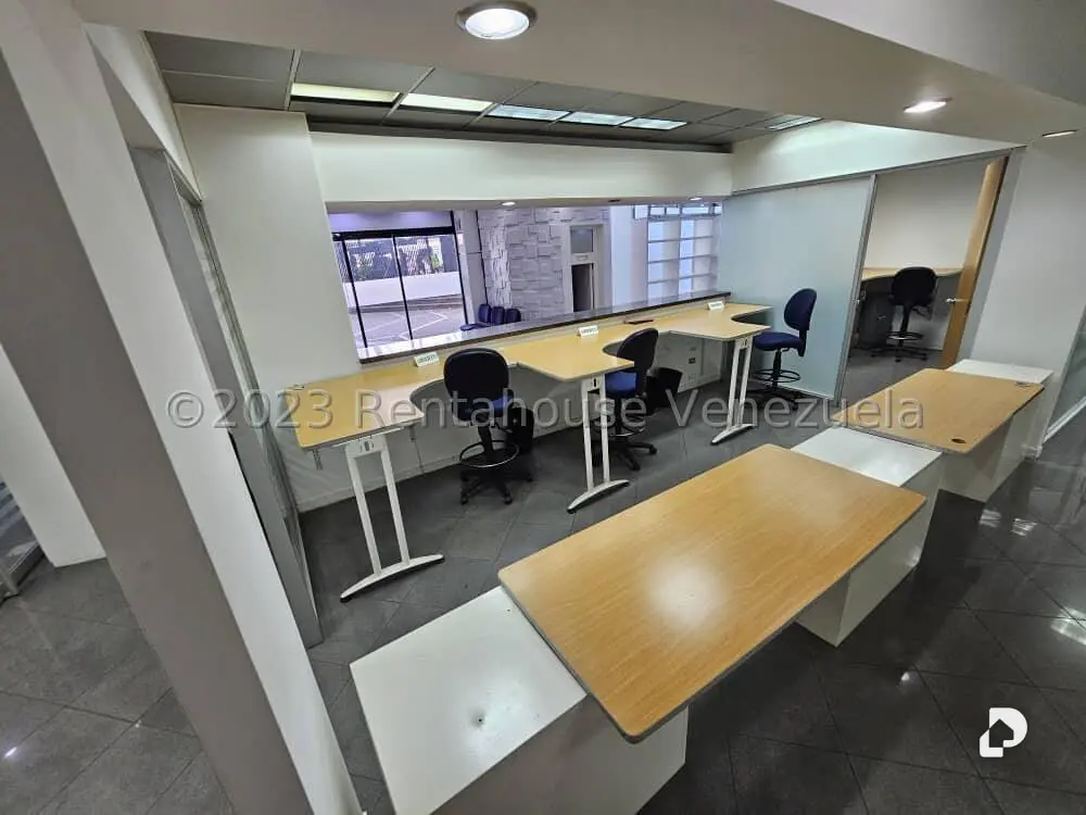 Local comercial en Los Caobos, Caracas – 18