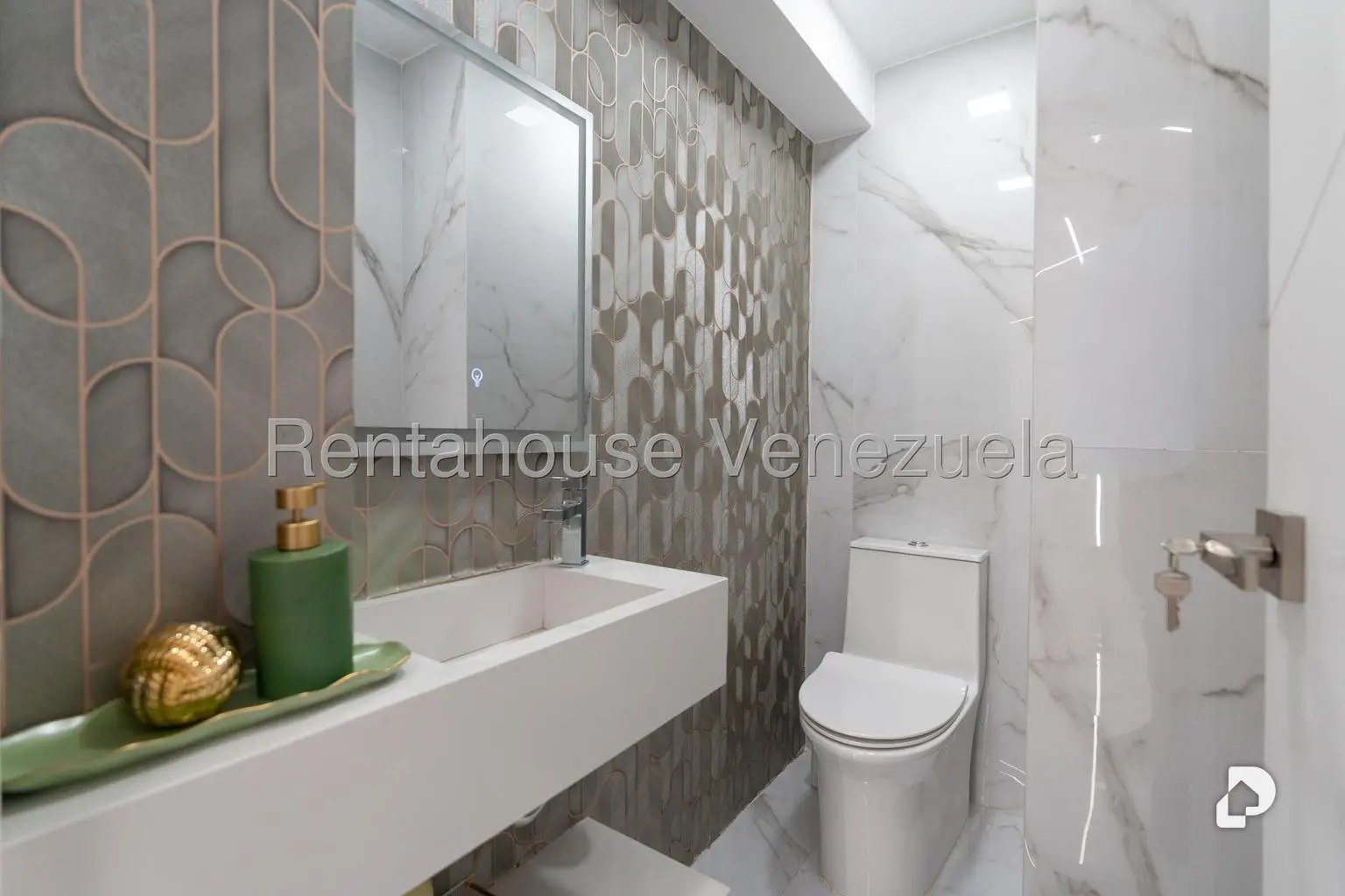 Apartamento en Colinas de Los Chaguaramos, Caracas – 20