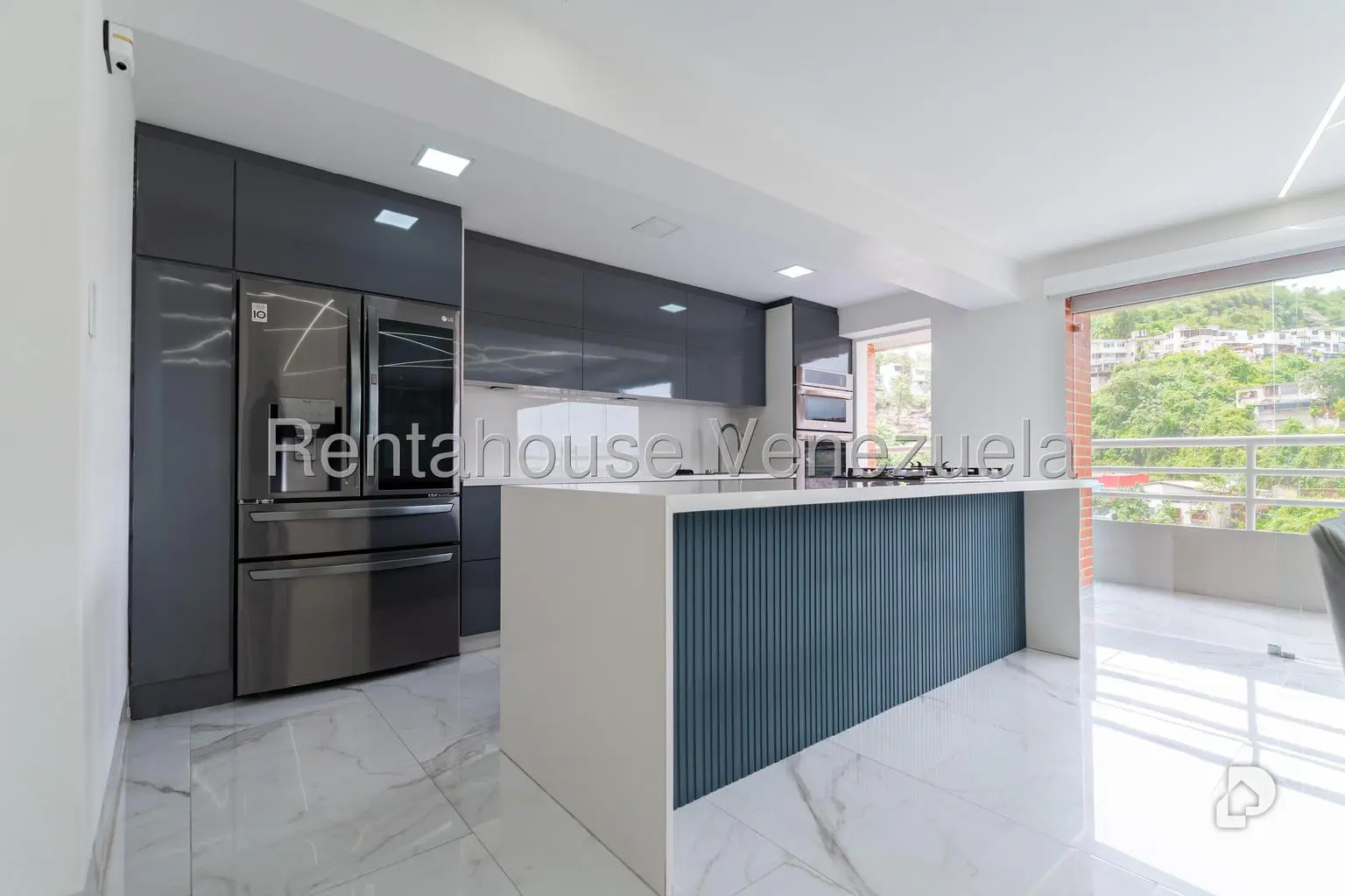 Apartamento en Colinas de Los Chaguaramos, Caracas – 12