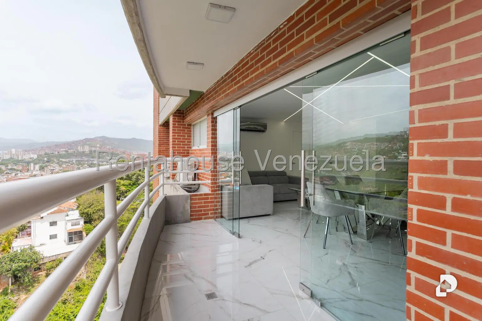 Apartamento en Colinas de Los Chaguaramos, Caracas – 9
