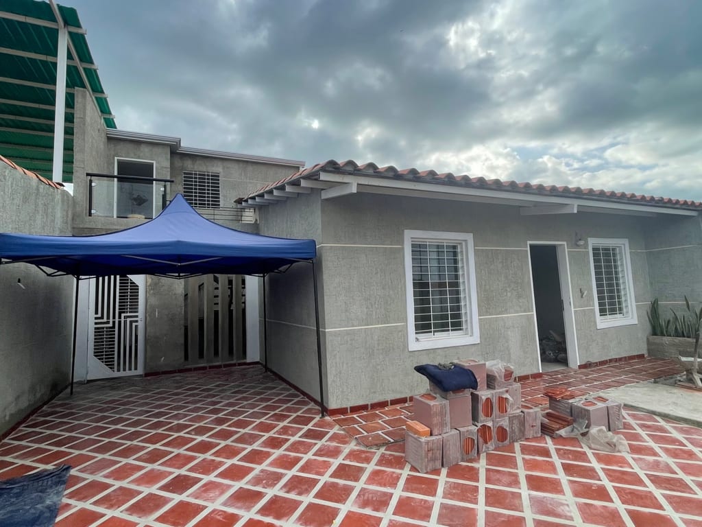 Casa en Ciudad Alianza, Guacara - 1