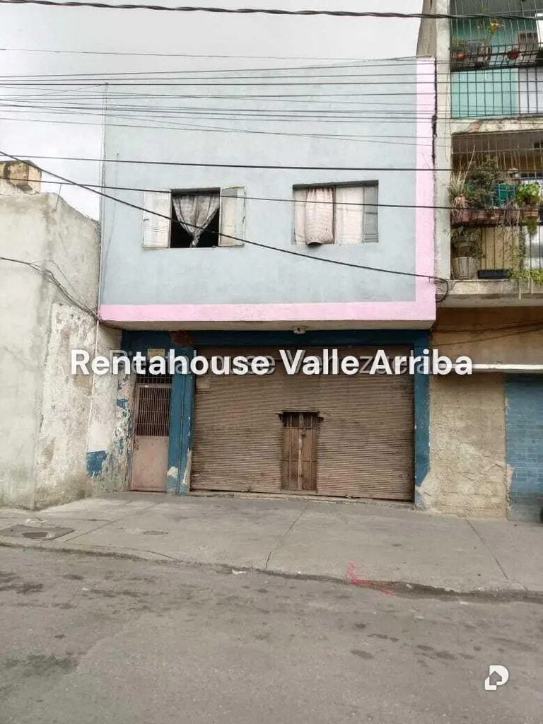 Casa en Catia, Caracas – 13