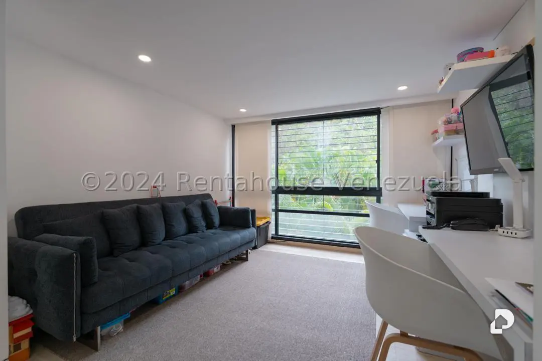 Apartamento en Lomas de La Lagunita, Caracas – 29