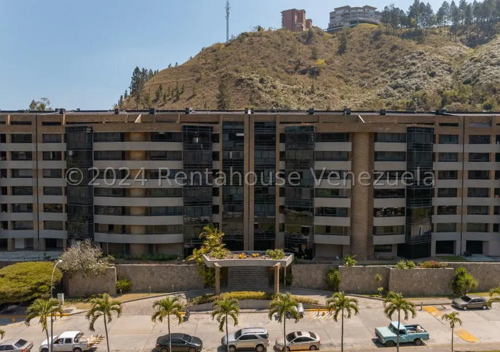 Apartment in Lomas de La Lagunita, Caracas - 1