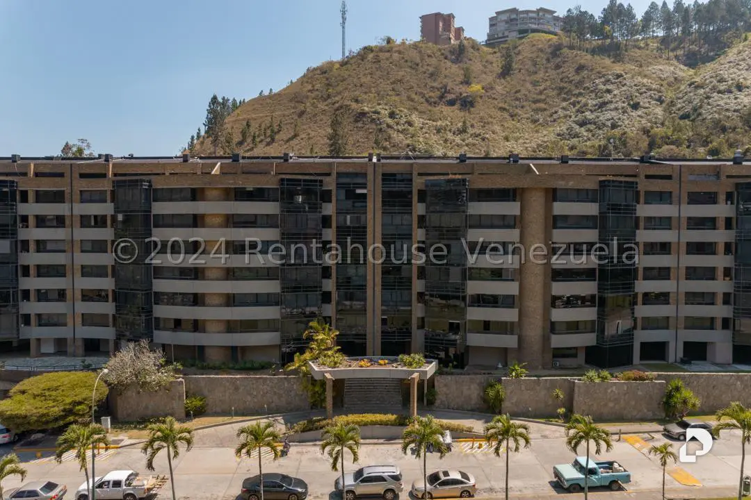 Apartamento en Lomas de La Lagunita, Caracas – 1