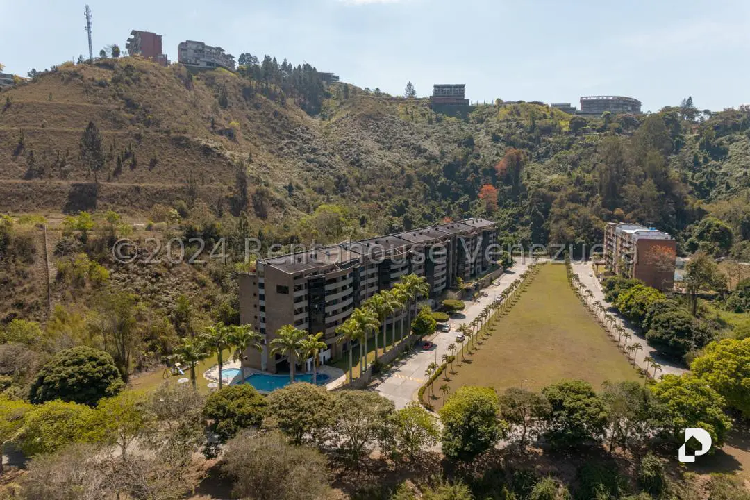 Apartamento en Lomas de La Lagunita, Caracas – 4