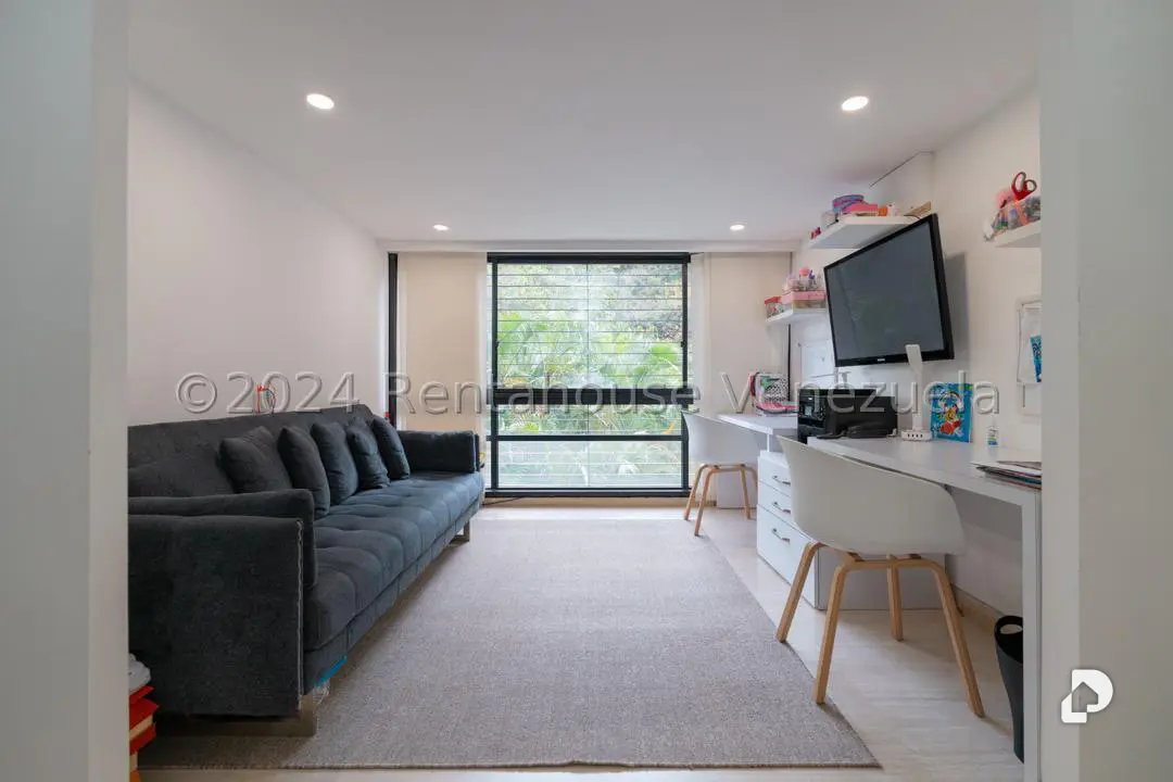 Apartamento en Lomas de La Lagunita, Caracas – 28