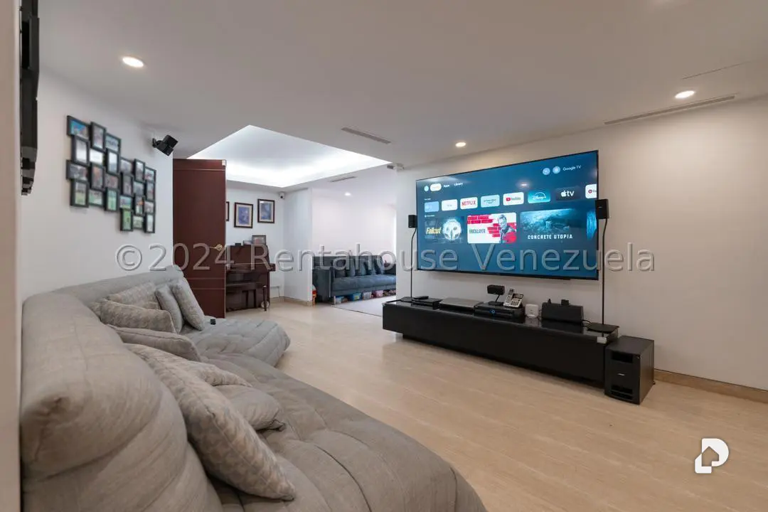 Apartamento en Lomas de La Lagunita, Caracas – 30
