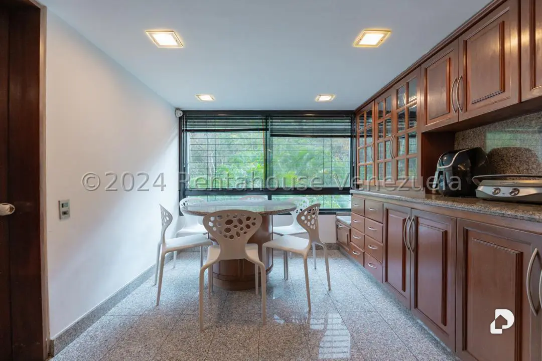 Apartamento en Lomas de La Lagunita, Caracas – 23