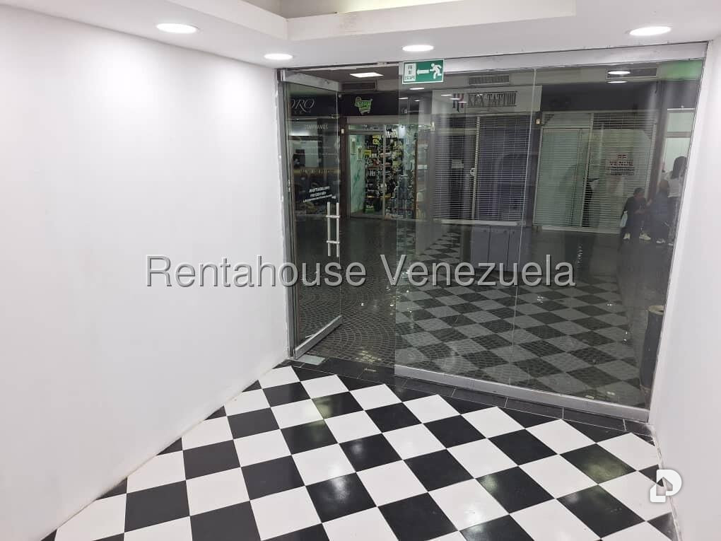 Local comercial en La Castellana, Caracas – 15