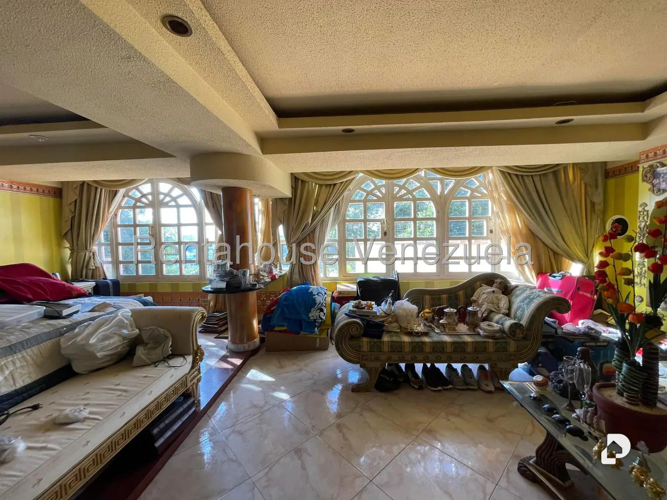 Casa en Los Naranjos (del Cafetal), Caracas – 23