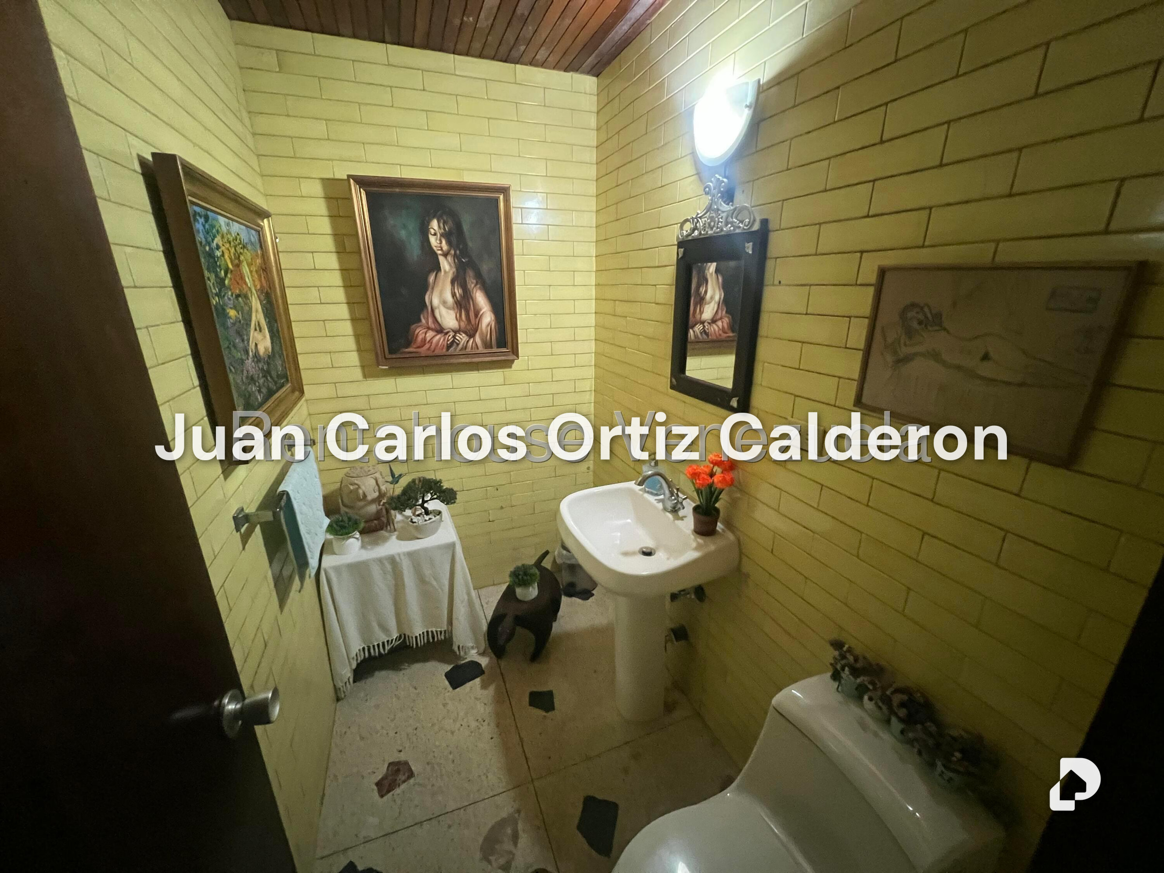 Casa en Los Geranios, Caracas – 28