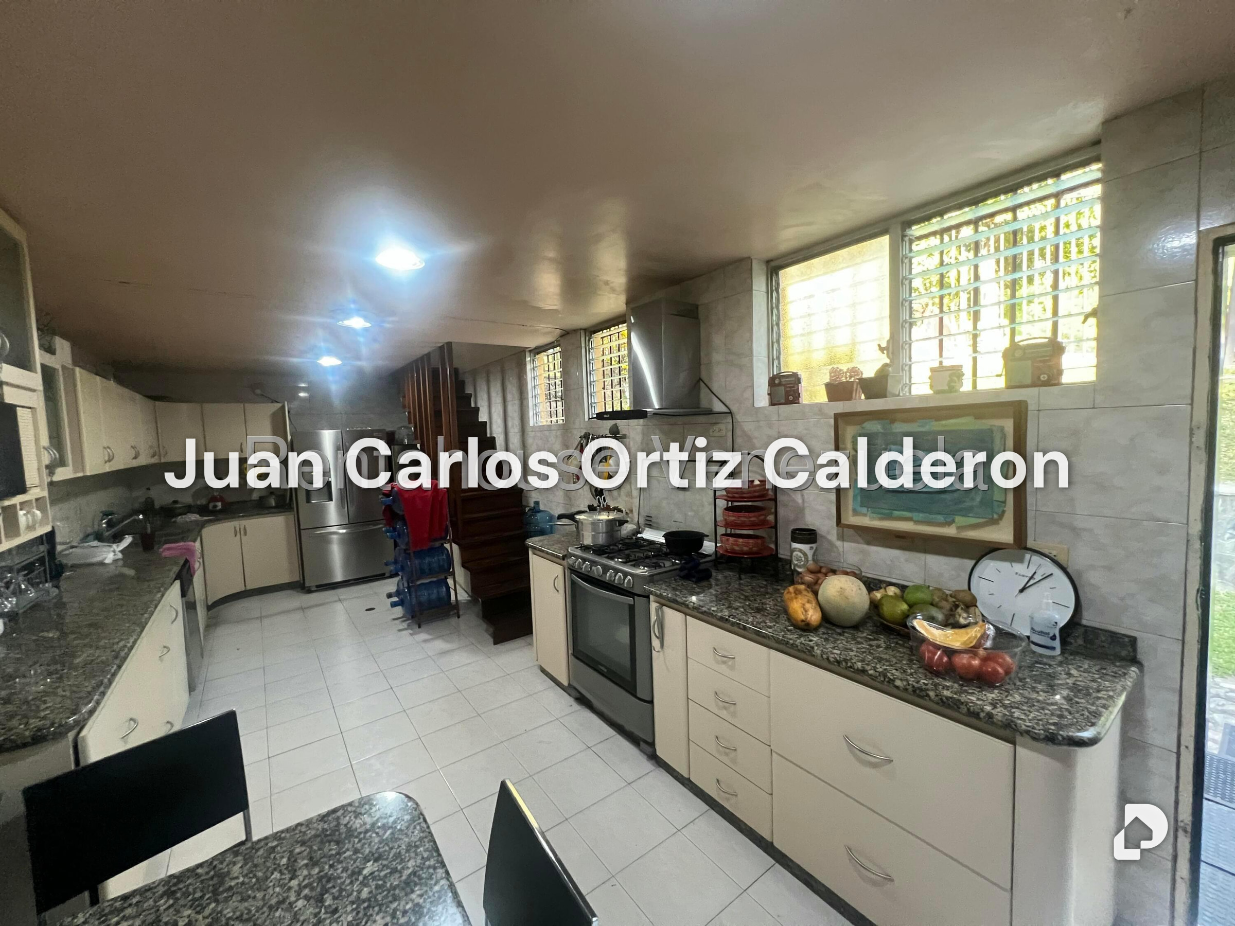 Casa en Los Geranios, Caracas – 13