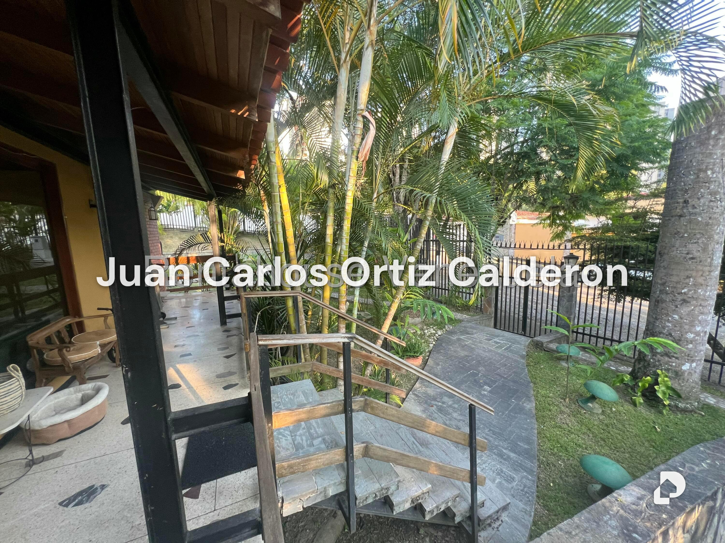Casa en Los Geranios, Caracas – 26