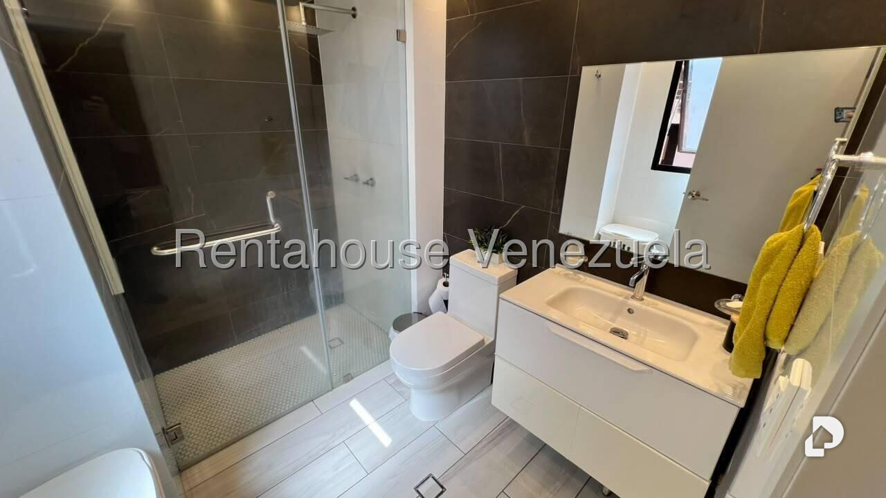 Apartamento en Campo Alegre, Caracas – 19