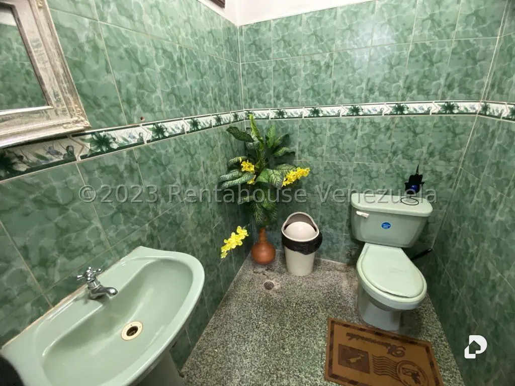 Casa en Santa Mónica, Caracas – 13