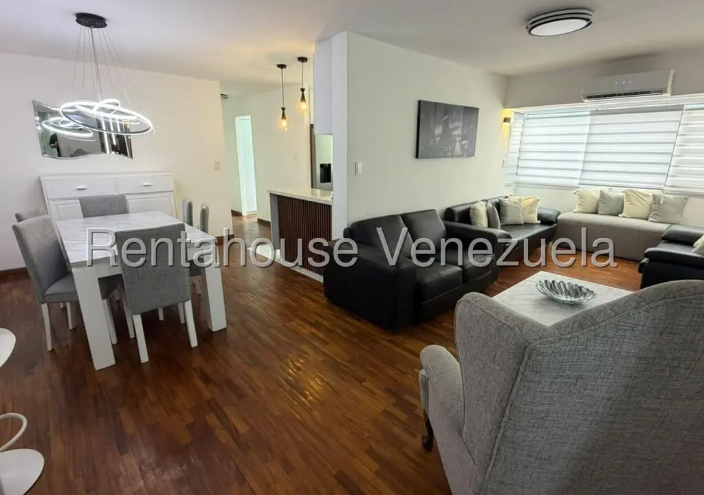 Apartment in Santa Fe Norte, Caracas - 1