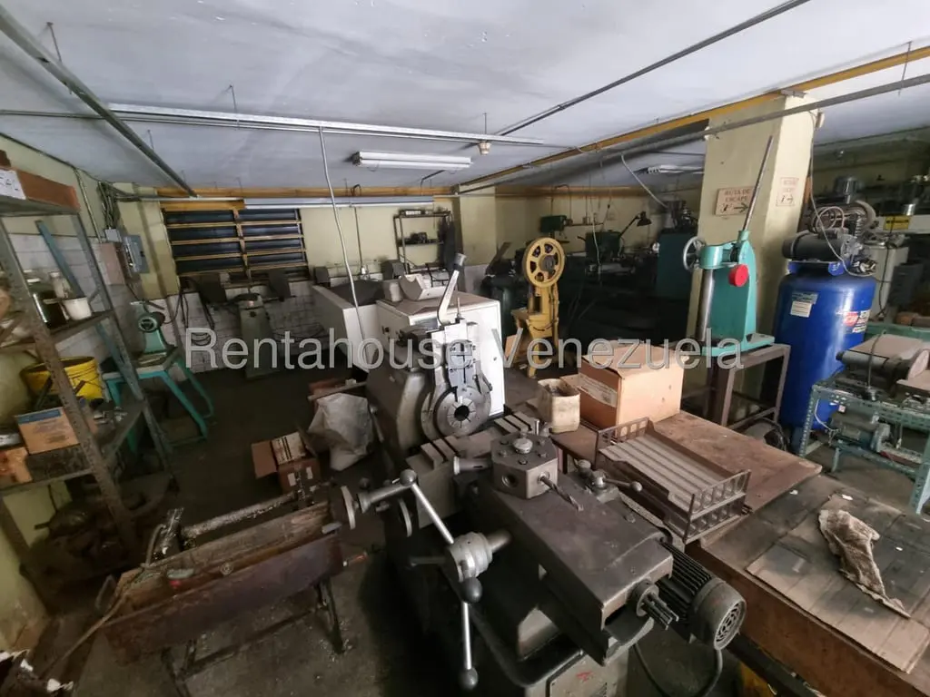 Local comercial en Montecristo, Caracas - 1
