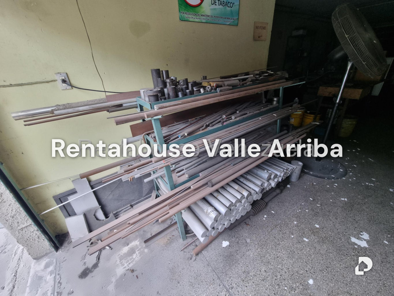 Local comercial en Montecristo, Caracas – 12