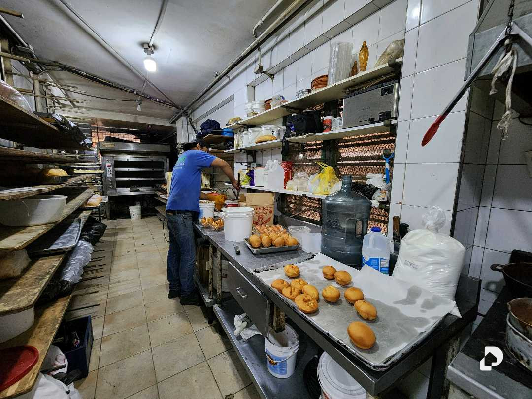Local comercial en Colinas de Bello Monte, Caracas – 10