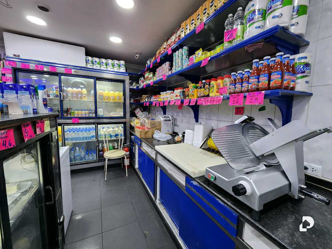 Local comercial en Colinas de Bello Monte, Caracas – 7