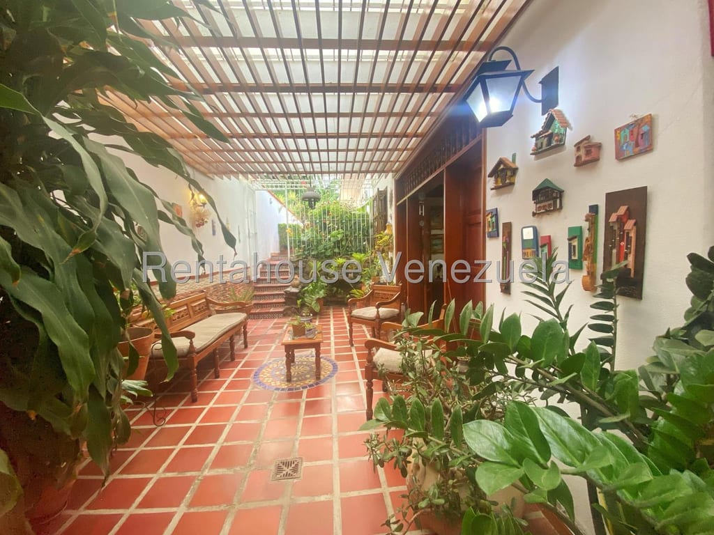 Casa en Los Palos Grandes, Caracas - 1